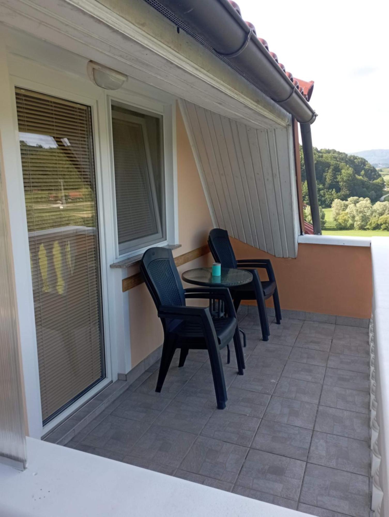 Apartmaji In Sobe Kocjancic بوتْشيترتيك المظهر الخارجي الصورة